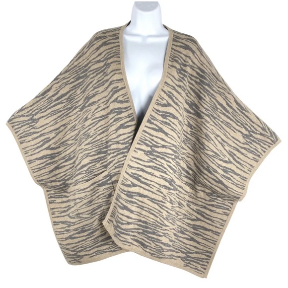 Soft Surrounding Go Lively Zebra Travel Poncho Sweater One Size Wool Cashmere - Picture 2 of 10